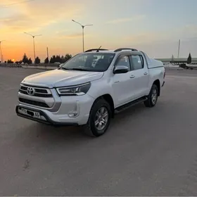 Toyota Hilux 2022