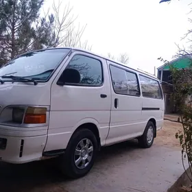 Toyota Hiace 2003