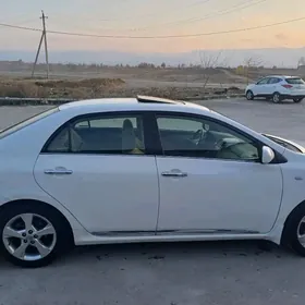 Toyota Corolla 2013