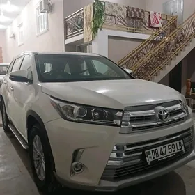 Toyota Highlander 2019