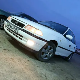 Opel Astra 1996