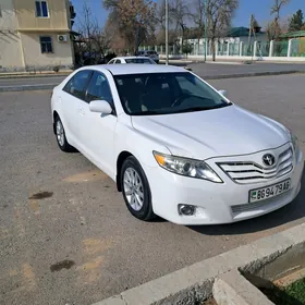 Toyota Camry 2011