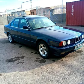 BMW 525 1990