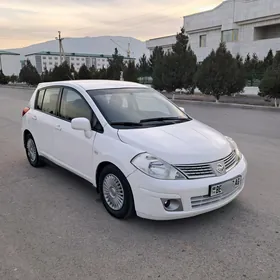 Nissan Versa 2010