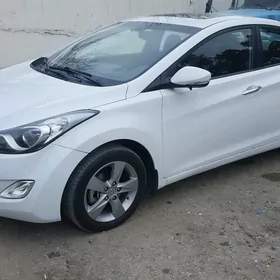 Hyundai Elantra 2012