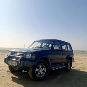 Mitsubishi Pajero 1994