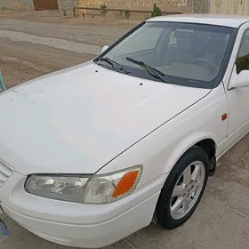 Toyota Camry 1999