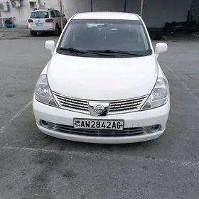 Nissan Versa 2010