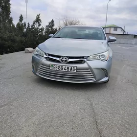 Toyota Camry 2015