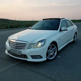 Mercedes-Benz E350 2011