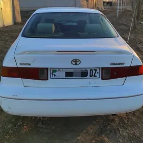 Toyota Camry 2000