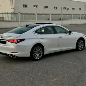 Lexus ES 350 2019