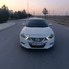 Nissan Maxima 2018