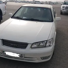 Toyota Camry 2000