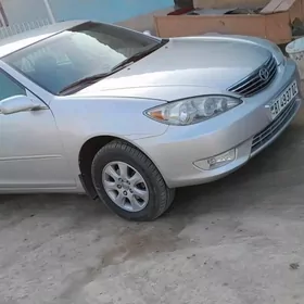 Toyota Camry 2005