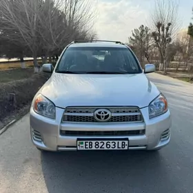 Toyota RAV4 2011