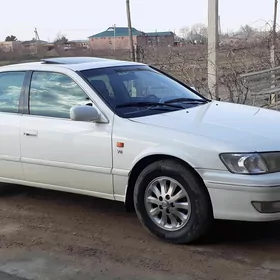 Toyota Camry 2000