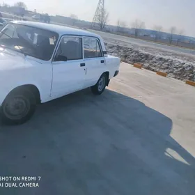 Lada 2107 2001