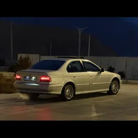 BMW E39 2003