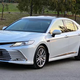 Toyota Camry 2022