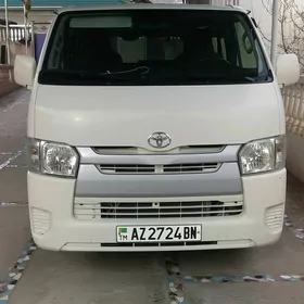 Toyota Hiace 2014