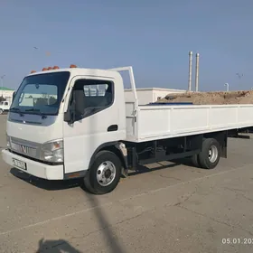 Mitsubishi Fuso 2006