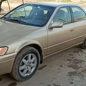 Toyota Camry 1999