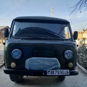 UAZ 452 1984