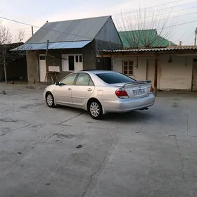 Toyota Camry 2005