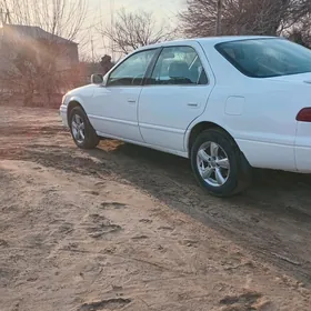 Toyota Camry 1997