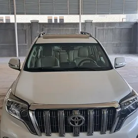 Toyota Land Cruiser Prado 2011