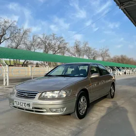 Toyota Camry 2001