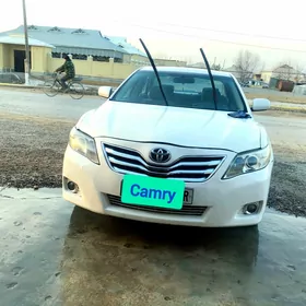 Toyota Camry 2010