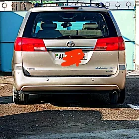 Toyota Sienna 2004