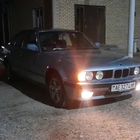 BMW 525 1989