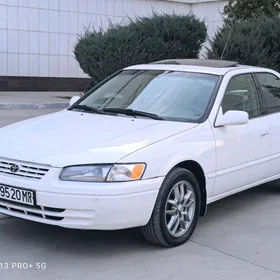 Toyota Camry 1999