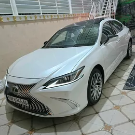 Lexus ES 350 2019