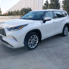 Toyota Highlander 2020