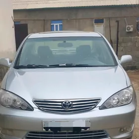 Toyota Camry 2004