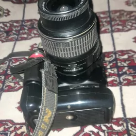 NIKON  D.3100