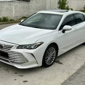 Toyota Avalon 2019