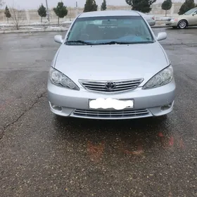 Toyota Camry 2004