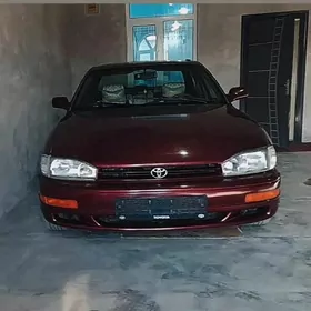 Toyota Camry 1992