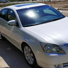 Toyota Avalon 2005