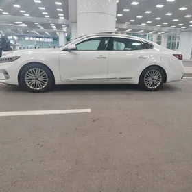 Kia Cadenza 2020