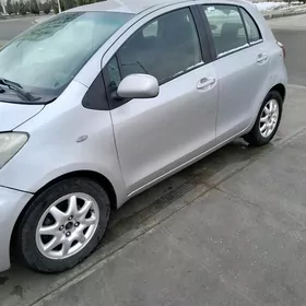 Toyota Yaris 2009