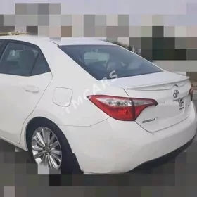 Toyota Corolla 2015