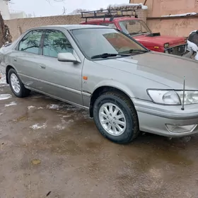 Toyota Camry 1998