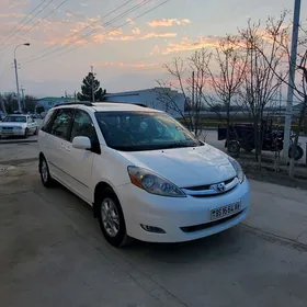 Toyota Sienna 2009