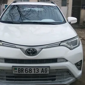 Toyota RAV4 2018